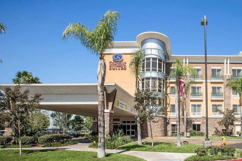 Comfort Suites Ontario Convention Center