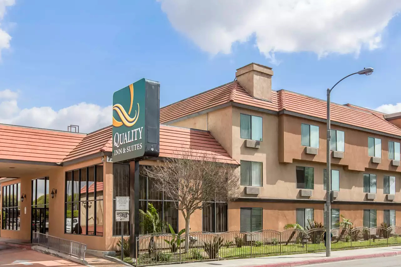 Quality Inn & Suites