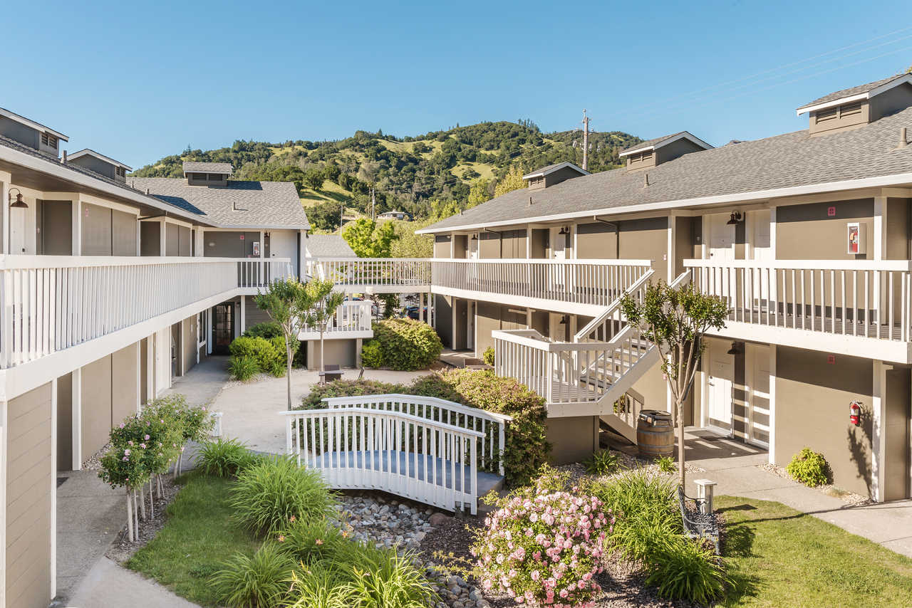 UpValley Inn & Hot Springs, an Ascend Hotel Collection Member